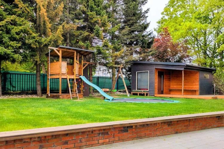 Comfortable 3-bedroom Apartment, *